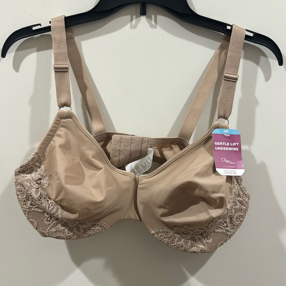 NWT Warners Tan Bra Size 40C